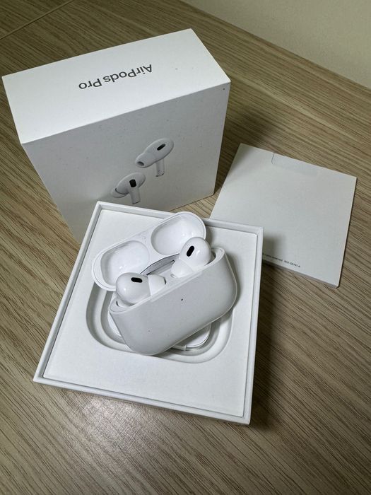 Продам AirPods Pro 2 на лайтнинге