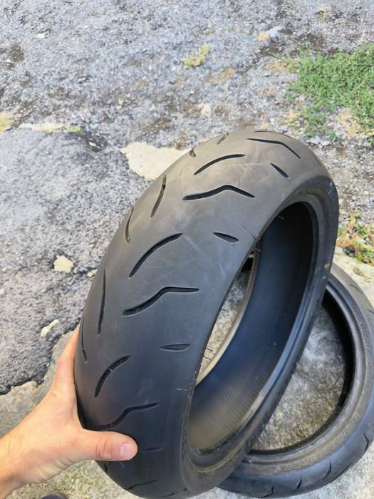 Bridgestone BT016R Pro гума за мотор