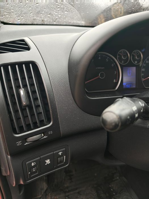 Vând Hyundai i30 - preț 3700 euro negociabil