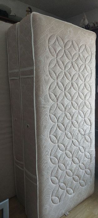 Vând 3 saltele Prestige Domusflex, 90/200 cm. Grosime 25 cm.