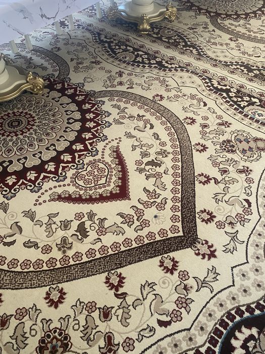 Продам ковры 300*400