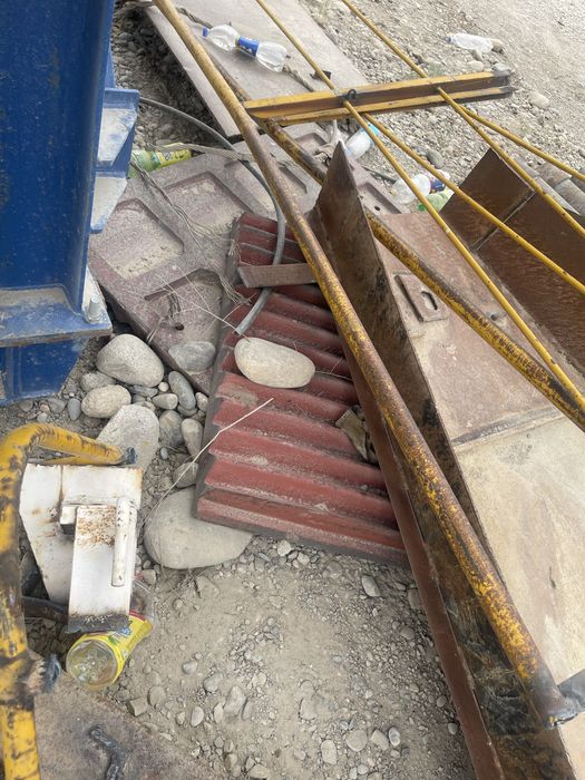 Дробилка щековая 650 * 900 .