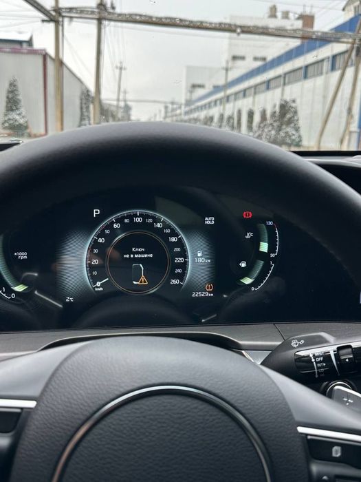 kia k5 2023 yili