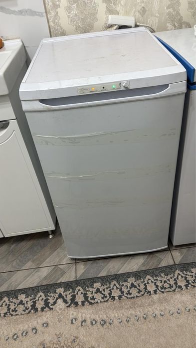 Продам морозильник