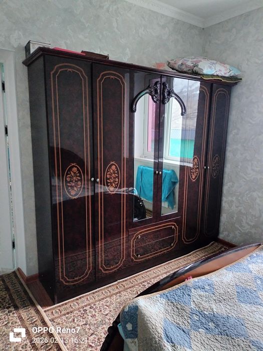 Спальный гарнитур