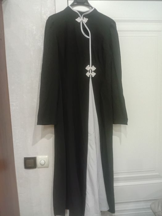 Платье женское ,