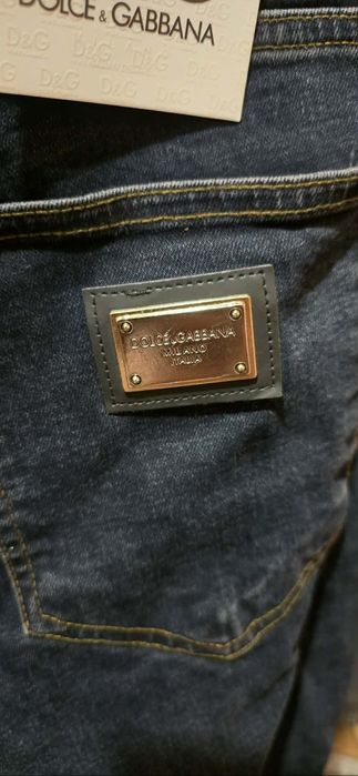 Blugi Noi super calitate.