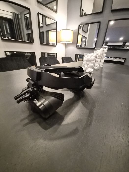 Casca VR MeganeX Superlight 8K  plus accesorii