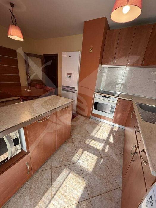 Дава се под наем Тристаен апартамент в Пловдив, Мараша - 100 кв.м за 500 € - Снимка #9