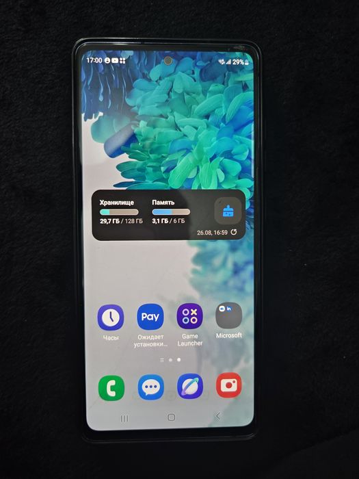 Продам samsung s20fe 6/128