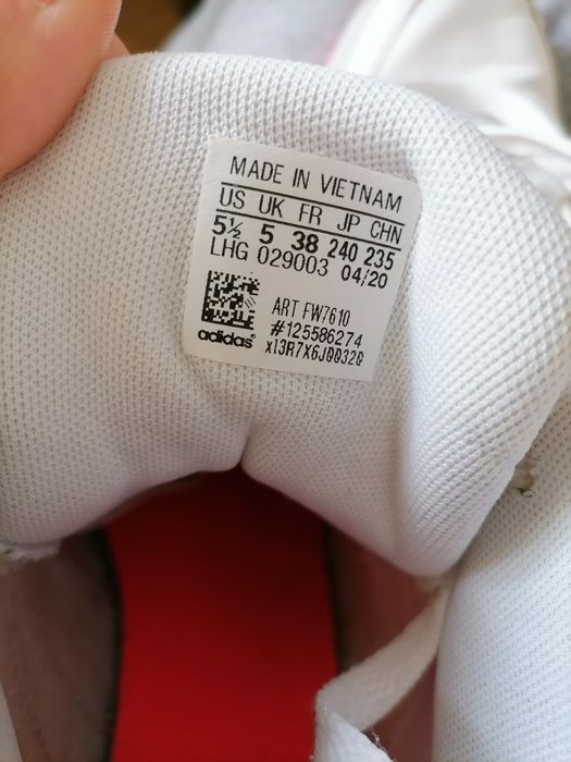 Маратонки Adidas, номер 38.