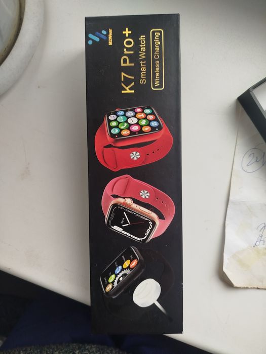 Продаются смарт часы.