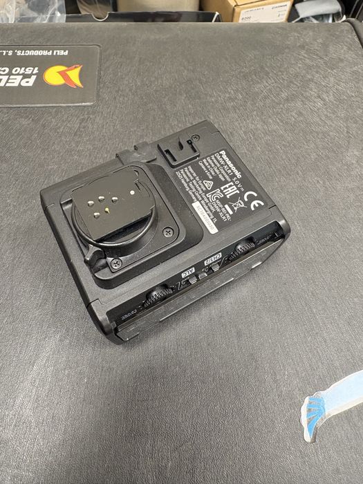 Panasonic  XLR-1 адаптер за Микрофон