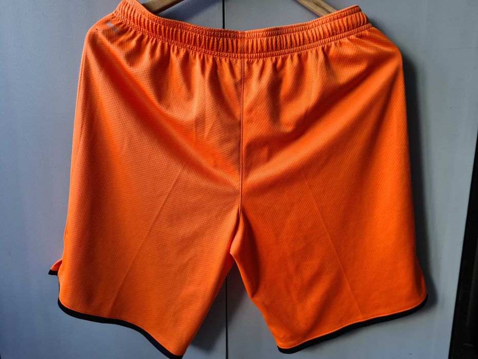 Шорти Puma на Valencia CF Валенсия и AC Milan Милан