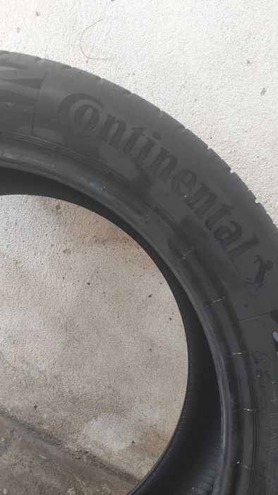 Летни гуми Continental 235/45/18