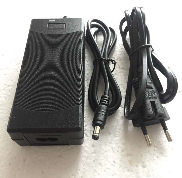 Incarcator 29.4 v+bms 7s/ trotinete