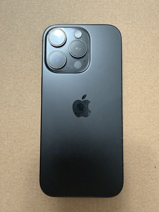 Iphone 16 pro  перфектен