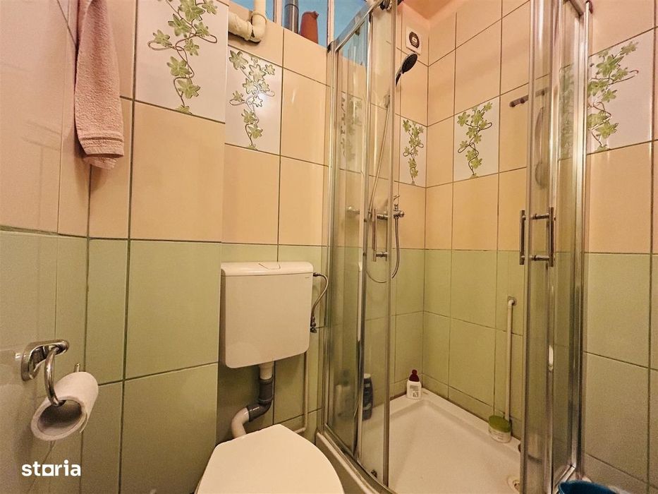 Garsoniera de vanzare, 27 mp, mobilata si utilata – Terezian