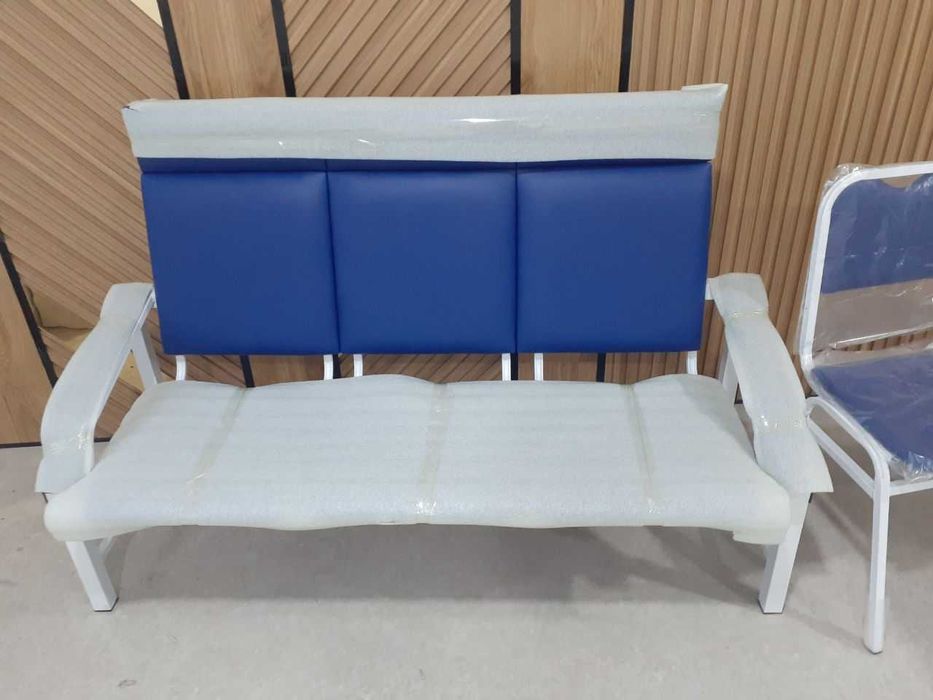 Уч ўринли стул (Скамья трехместная на металлокаркасе)