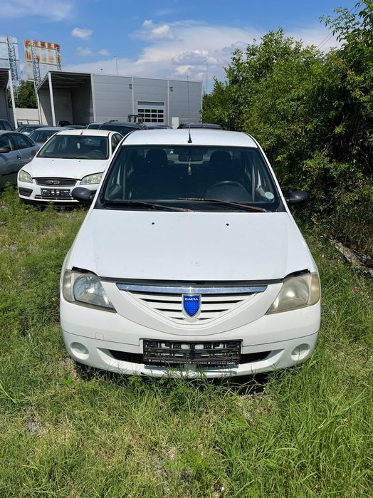Dezmembrez Dacia Logan 1 non facelift 1,4 benzina 2006 culoare alb