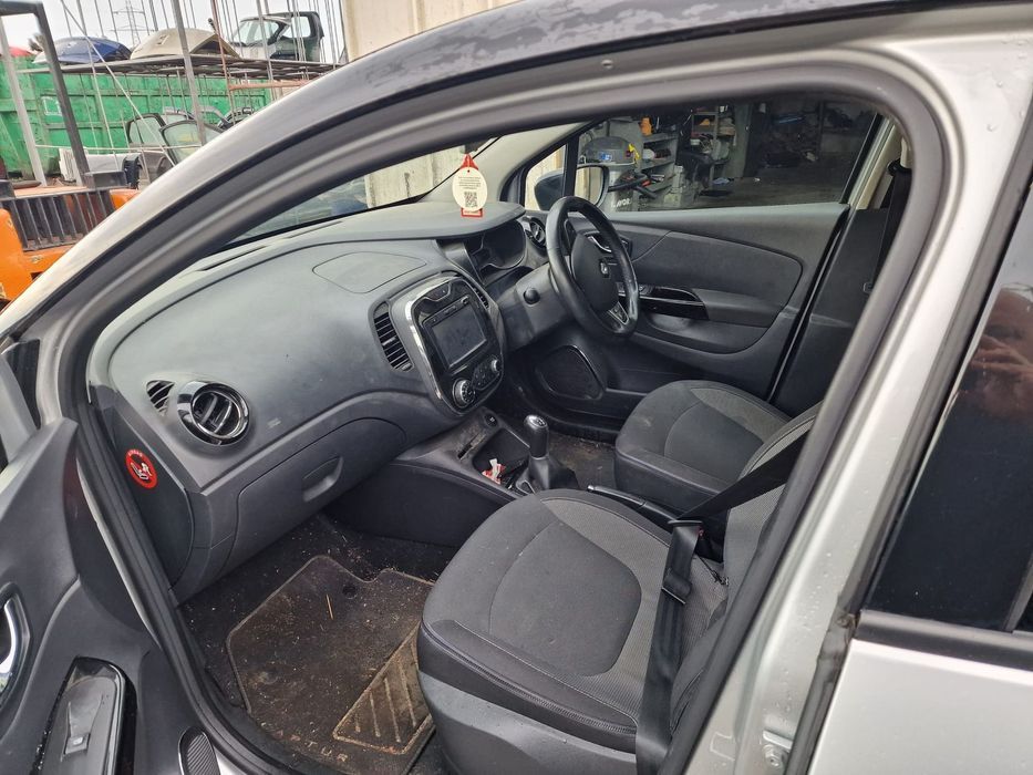 Dezmembram Renault Captur, an 2018, 1.5 DCI euro 6, cutie manuala