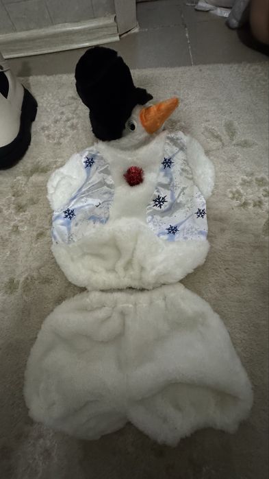 Продам костюмы новогодние