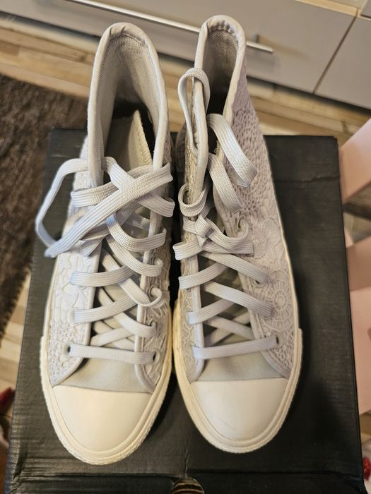 Teniși Converse tip gheată măsura 37.5