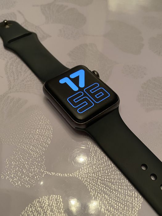 Продам Apple Whatch series 3