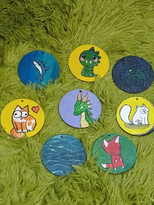 Деревянные брелки на заказ