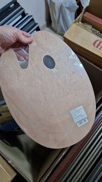 рамки и подрамники для картин и холсты