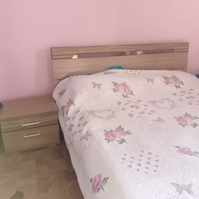 Продам спальный гарнитур