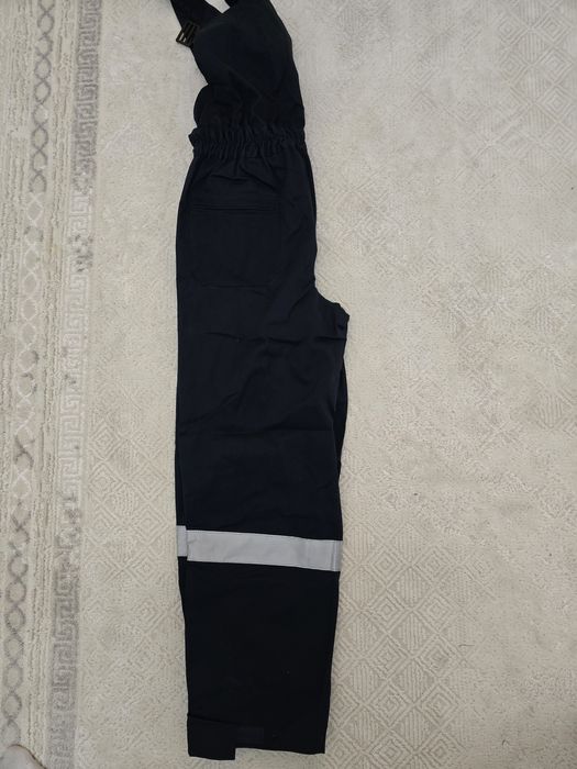 Продаётся Новая спецодежда. 48размер, рост 176