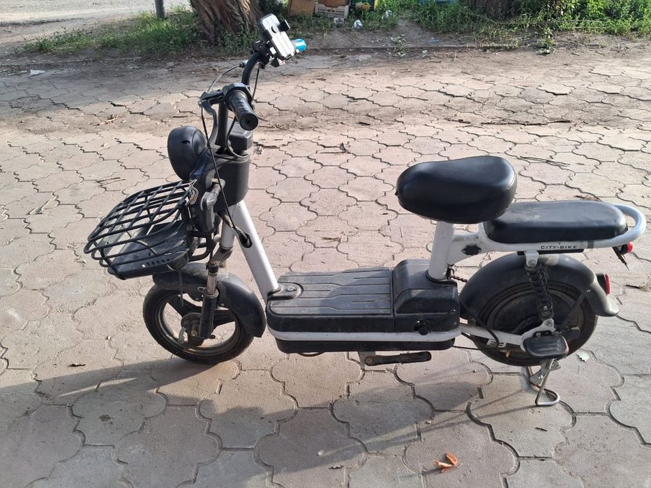 Продам скутер для 8-11лет