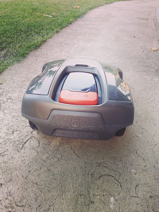 Piese pentru robot de tuns iarba Gardena și Husqvarna. Robot gazon