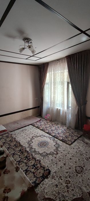 Срочно!!! Ховли-уй сотилади.