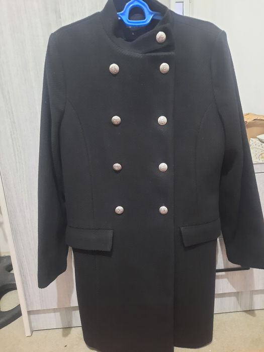 Срочно продаётся Пальто LCW WAIKIKI