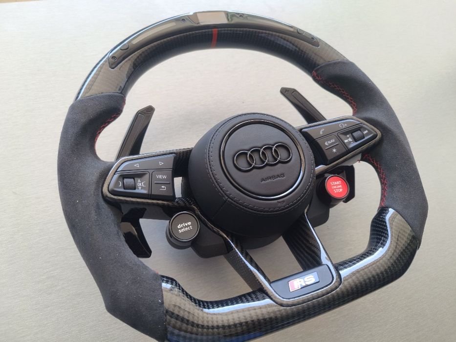 RS Волани/ Карнон и кожа Audi RS Волан S-line за Audi A3 A4 A5 A6 A7 A8 Q7 Q8 Q5 Q3