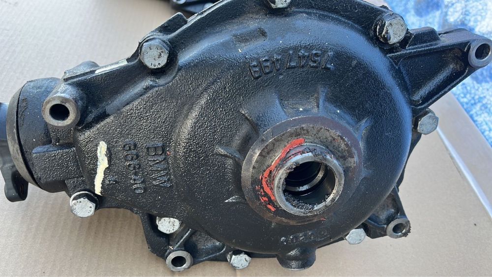 Передний редуктор BMW X5 E53 Объём 3.0 / 4.4