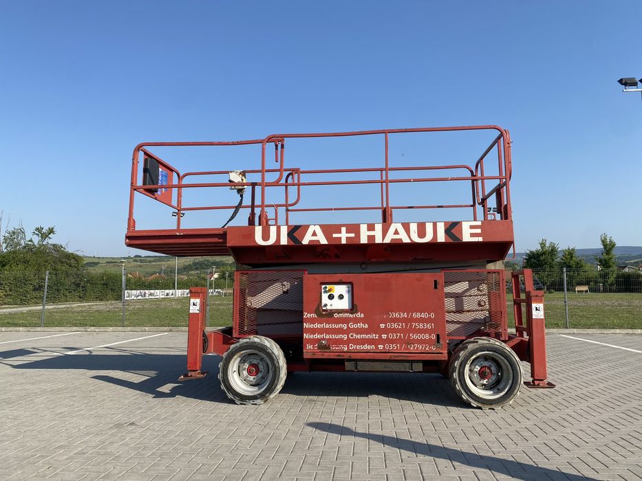 De inchiriat nacele electrica 4x4