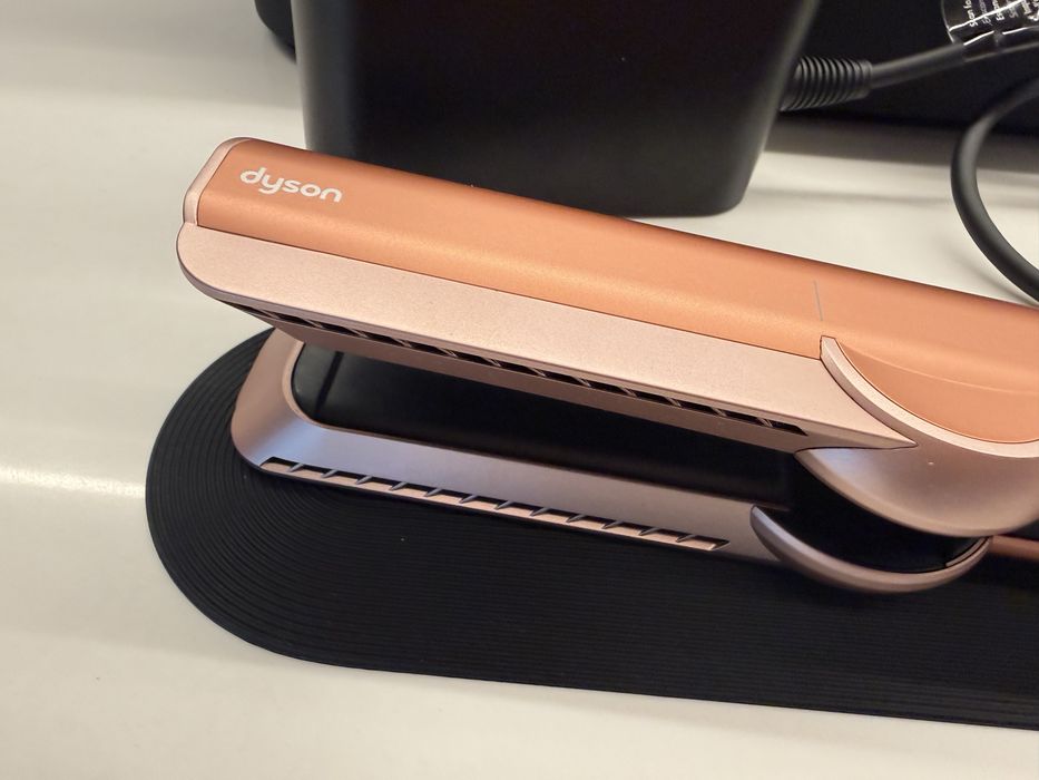 Dyson airstrait placa HT01 uscator, indreptat parul