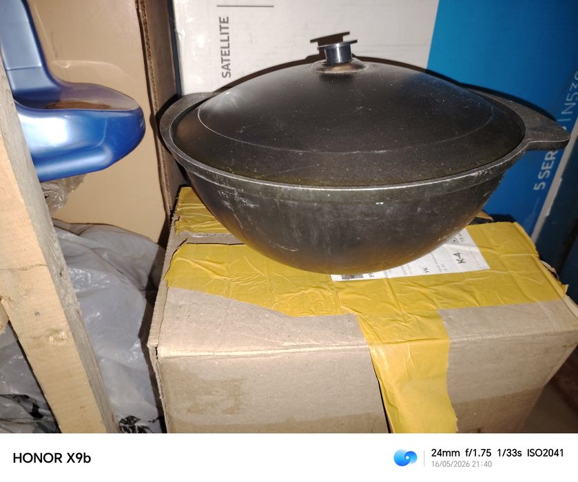 Продам  казан чугунный