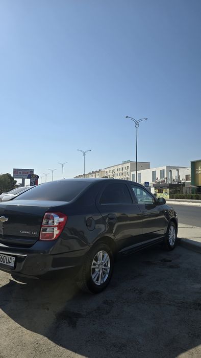 Кобальт ат сотилади