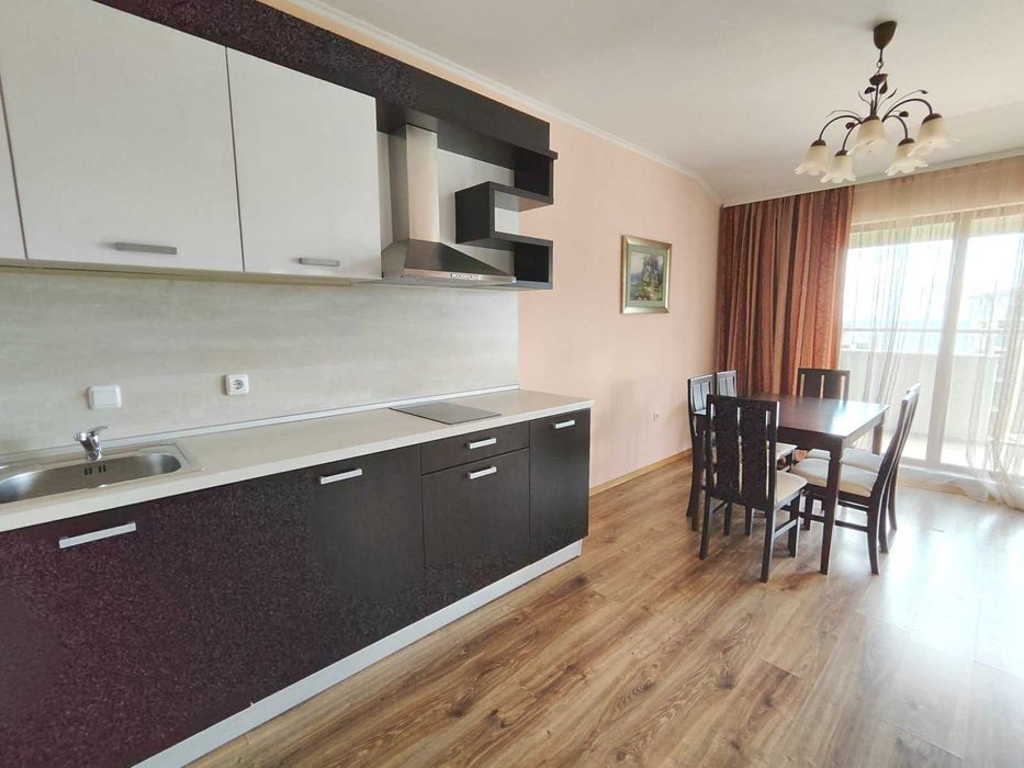 Продава се Тристаен апартамент в с. Шкорпиловци, Област Варна - 212 кв.м за 479 €/кв.м - Снимка #8