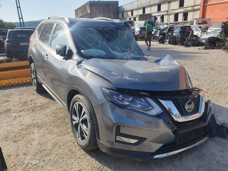 Mocheta portbagaj rulou bare longitudinale bloc lumini Nissan x-trail T32 motor 1.3dig-t HR13DDT dezmembrez