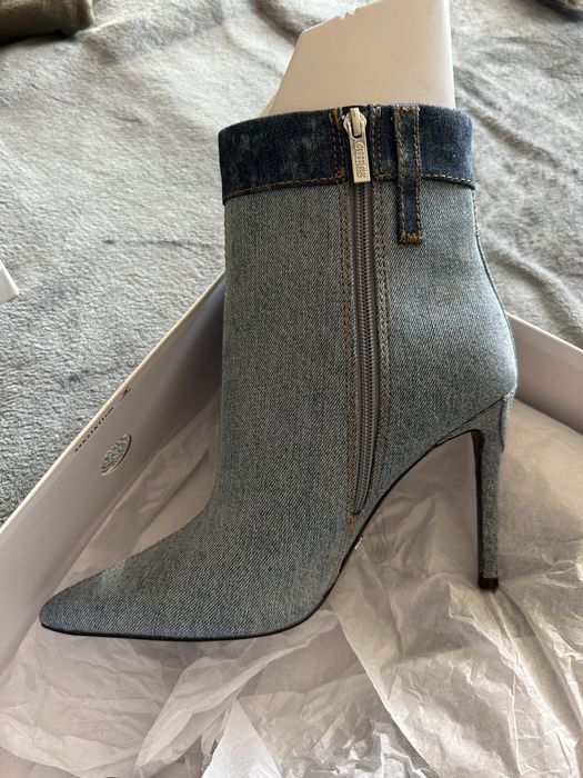 Боти на ток GUESS оригинални