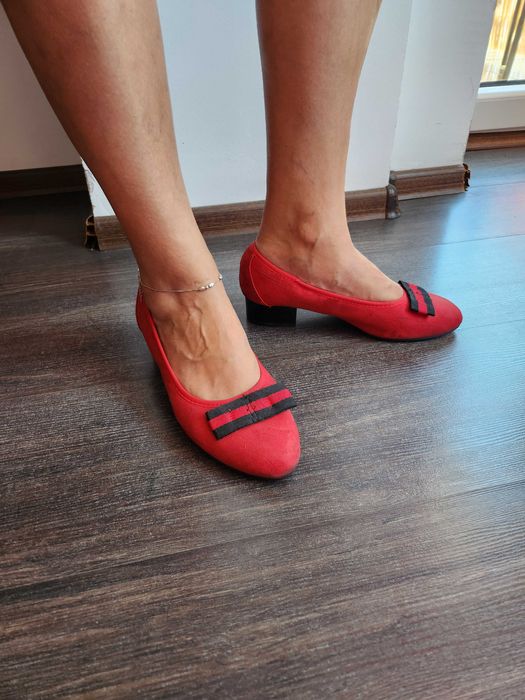 Pantofi rosii cu fundita 36