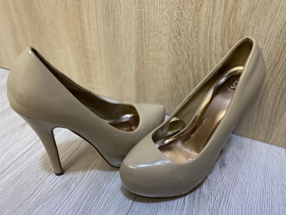 Лакированные туфли