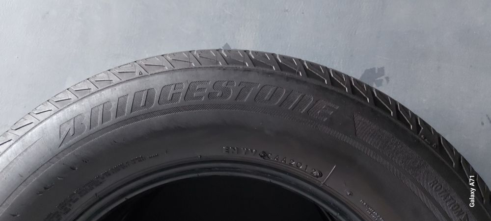 Anvelopa de iarna 215/70/16 Bridestone 2bucati la numai