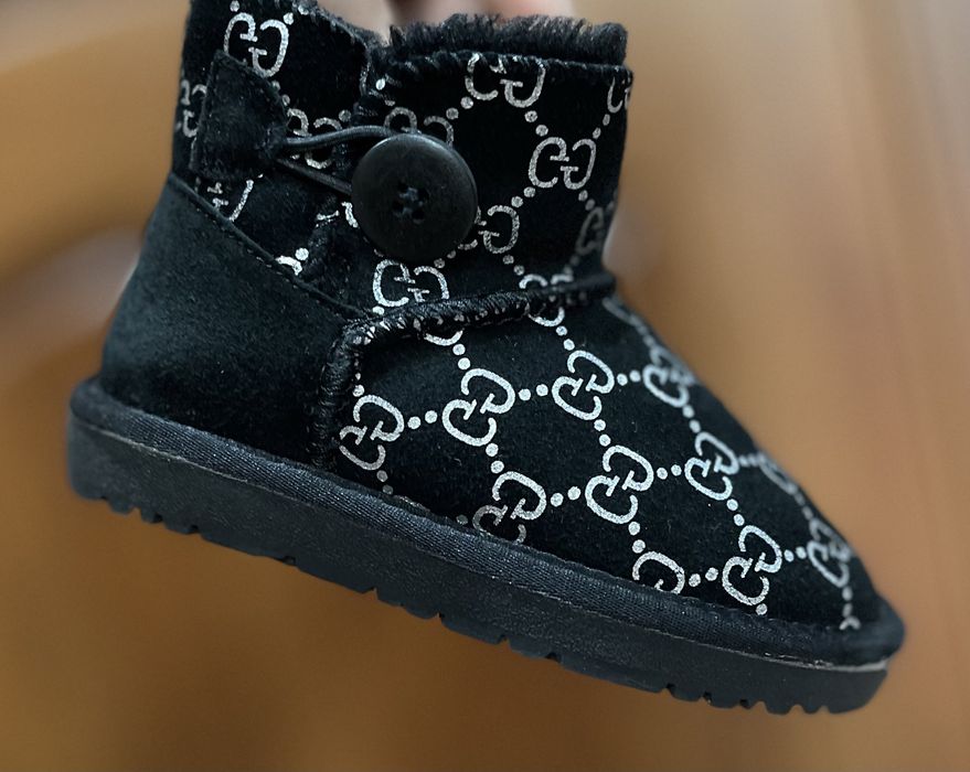 Продам натуральные угги