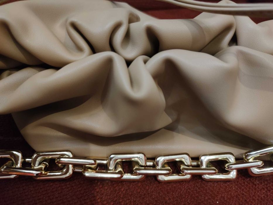 Сумка, "пельмешек" под Bottega